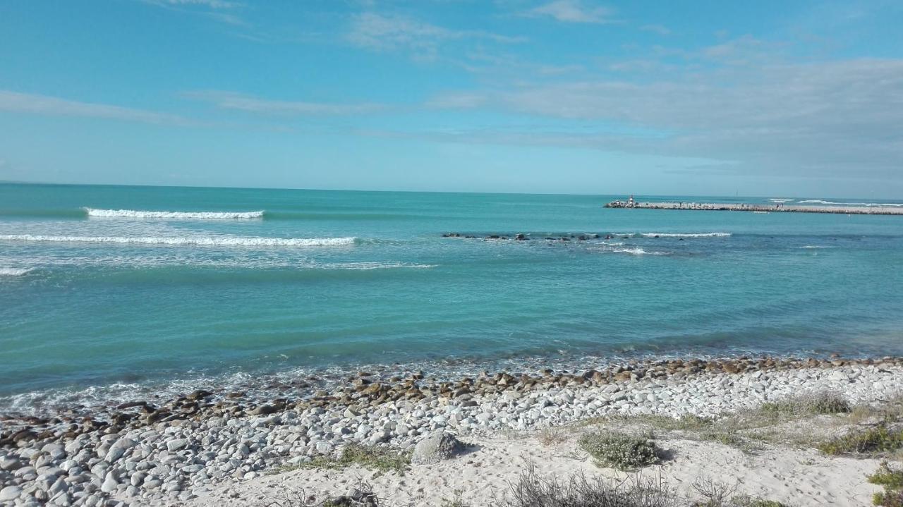 Top Deck Struisbaai Exterior photo